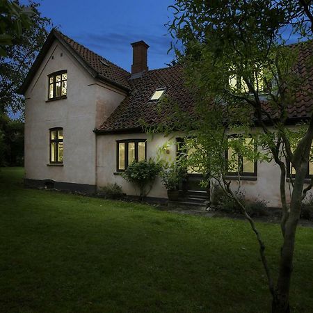 Pegasus Bed And Breakfast Helsinge ภายนอก รูปภาพ